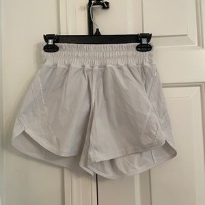 lululemon white speed up short